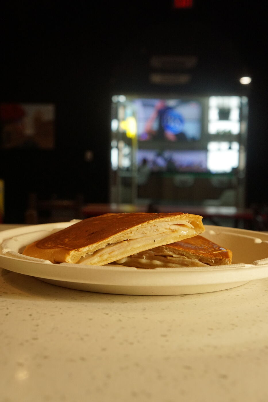Sándwich de jamón y queso